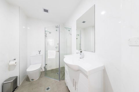 Dixon Residences - Dalby Accommodation 13