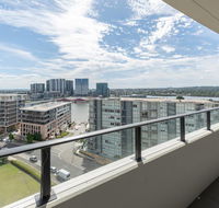 Two bedders apartment with Stunning Water view - Dalby Accommodation