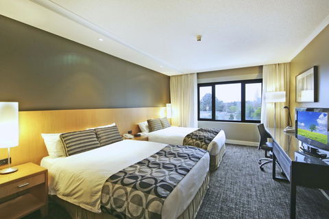 PARKROYAL Parramatta - Dalby Accommodation 28