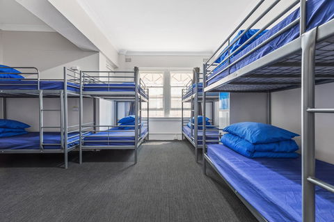 Ady's Place Backpackers, Sydney - Dalby Accommodation 8