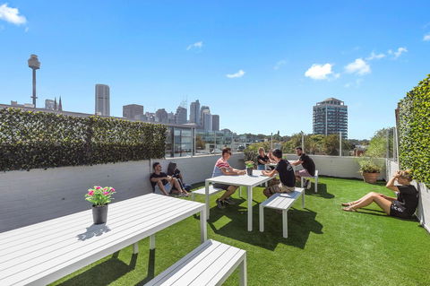 Ady's Place Backpackers, Sydney - Dalby Accommodation 10