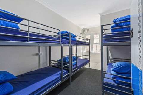 Ady's Place Backpackers, Sydney - Dalby Accommodation 12