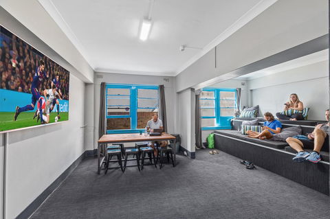 Ady's Place Backpackers, Sydney - Dalby Accommodation 15