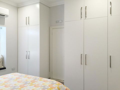 Luxury House In Bondi Junction - Dalby Accommodation 9