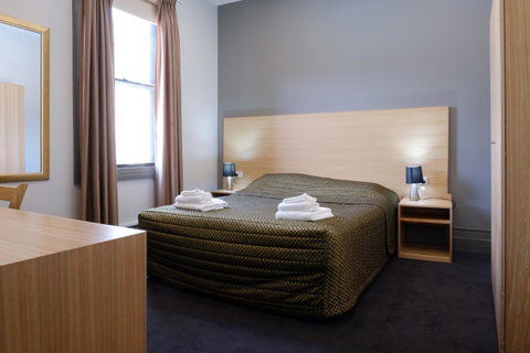Royal Exhibition Hotel - Dalby Accommodation 19