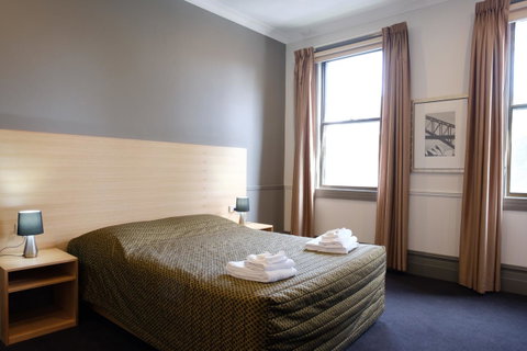 Royal Exhibition Hotel - Dalby Accommodation 15