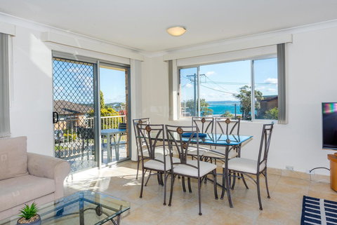 Ronald Avenue 1/65 - Shoal Bay - Dalby Accommodation 2
