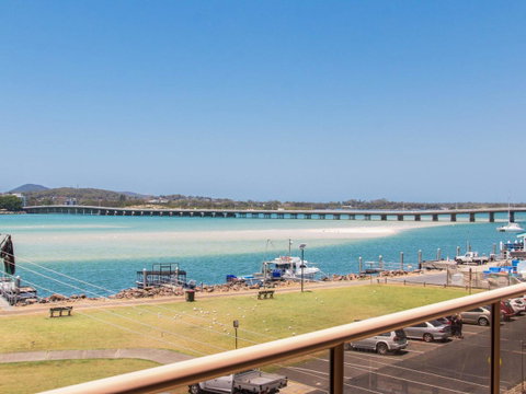 Shoreline 7 - Dalby Accommodation 1