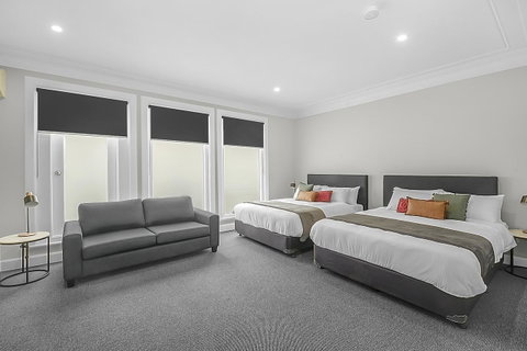 Horse And Jockey Hotel Homebush - Dalby Accommodation 0