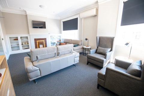 Horse And Jockey Hotel Homebush - Dalby Accommodation 14