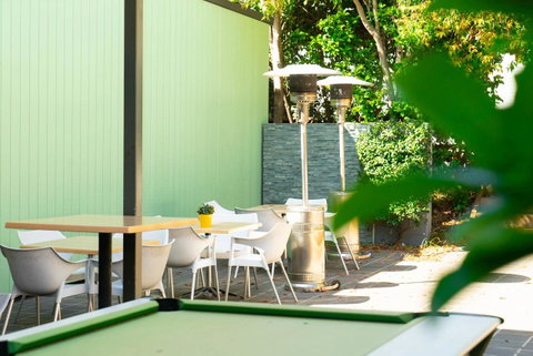Horse And Jockey Hotel Homebush - Dalby Accommodation 24