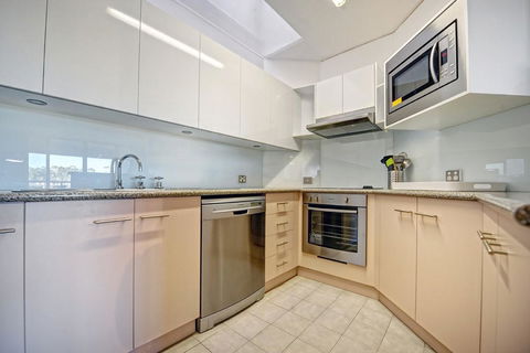 Charlesworth Bay Beach Resort - Dalby Accommodation 17