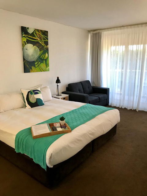 Charlesworth Bay Beach Resort - Dalby Accommodation 14