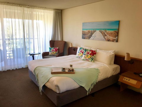 Charlesworth Bay Beach Resort - Dalby Accommodation 2