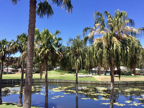 Charlesworth Bay Beach Resort - Dalby Accommodation 23