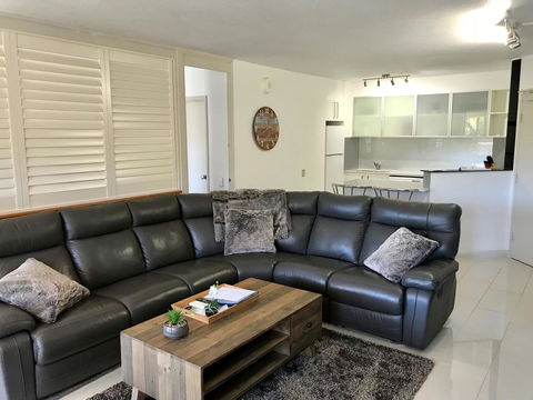 Charlesworth Bay Beach Resort - Dalby Accommodation 12