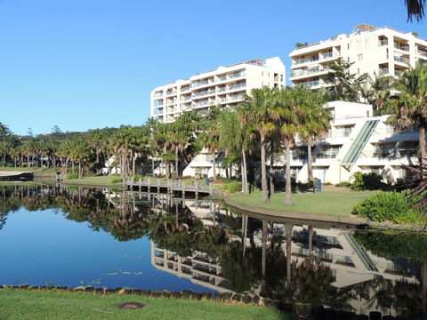 Charlesworth Bay Beach Resort - Dalby Accommodation 0