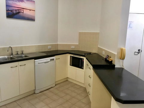 Charlesworth Bay Beach Resort - Dalby Accommodation 11
