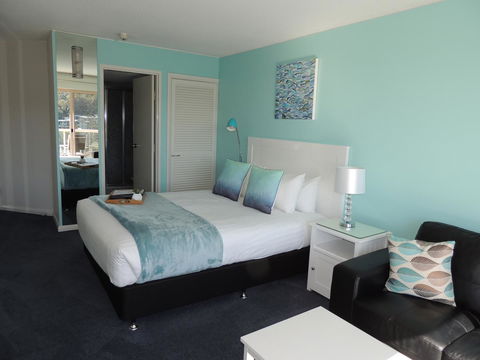 Charlesworth Bay Beach Resort - Dalby Accommodation 34