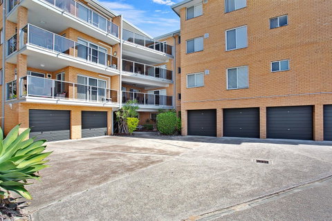 Victoria Parade, Kiah, Unit 10, 53 - Dalby Accommodation 12