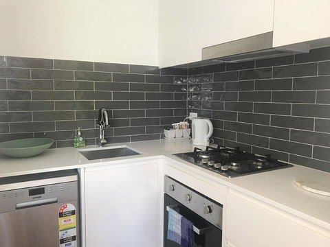 Woollahra Gem, Spectacular Views And Garden Paradise - Dalby Accommodation 9