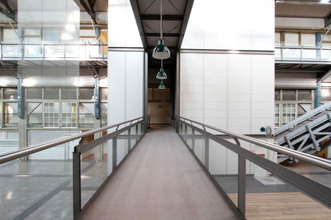 Waterfront Apartment On Sydney Harbour - Dalby Accommodation 15