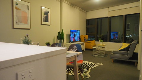 Sky Garden Olympic Park - Dalby Accommodation 21