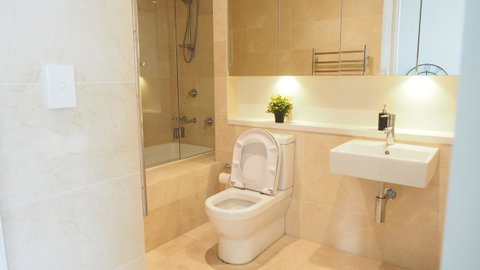 SkyGarden Sydney Olympic Park 3 & 4 Bedroom City View - Dalby Accommodation 6