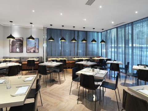 Novotel Sydney City Centre - Dalby Accommodation 20