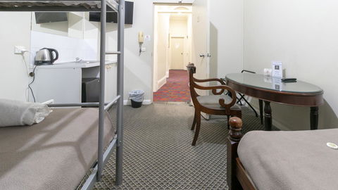 Woolbrokers Hotel - Dalby Accommodation 12