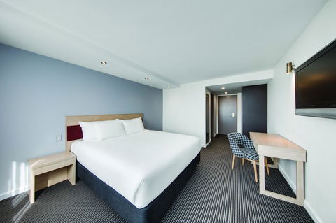 Central Studio Hotel Sydney - Dalby Accommodation 1