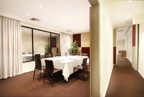 Central Studio Hotel Sydney - Dalby Accommodation 12
