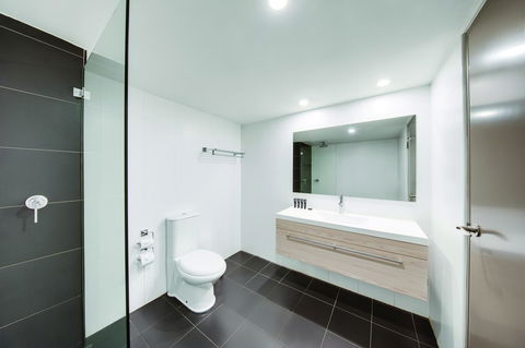 Central Studio Hotel Sydney - Dalby Accommodation 7