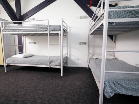 Railway Square YHA - Dalby Accommodation 2