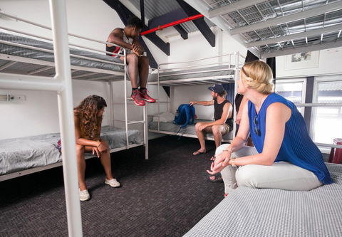 Railway Square YHA - Dalby Accommodation 28