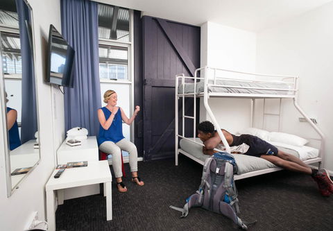Railway Square YHA - Dalby Accommodation 31