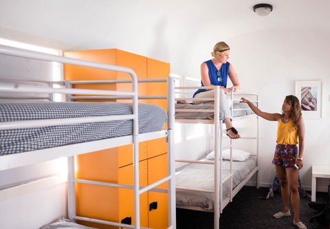 Railway Square YHA - Dalby Accommodation 40