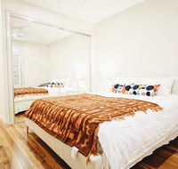 Cozy 5 Bed House in Sydney - Dalby Accommodation
