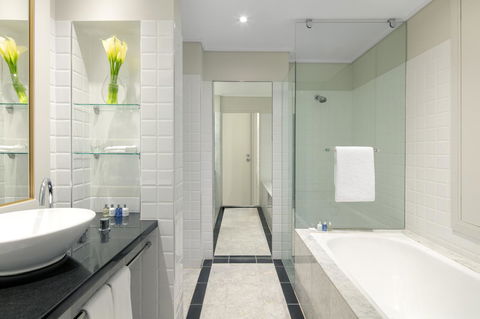 Radisson Blu Plaza Hotel Sydney - Dalby Accommodation 7