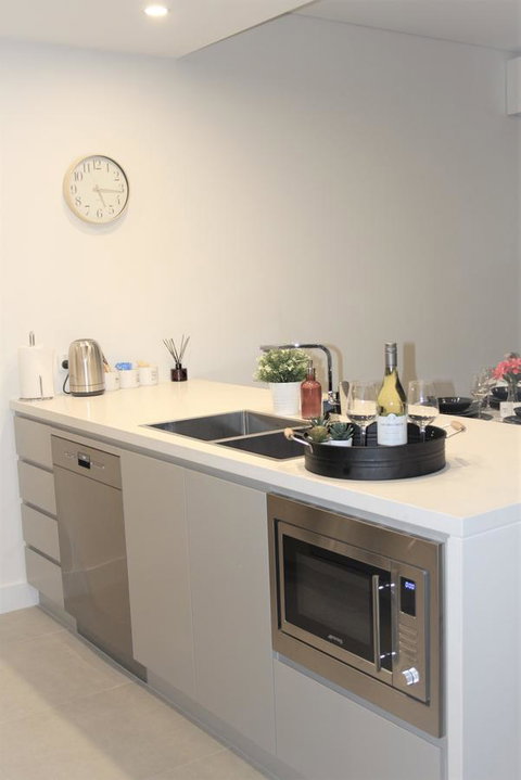 Stunning Views Sydney Olympic Park - Dalby Accommodation 9