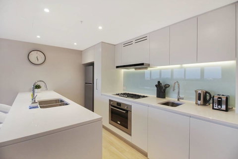 Brand New 3 Bedrooms Apt With Waterfront View - Dalby Accommodation 7