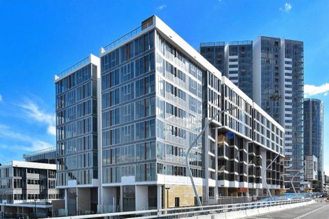 Brand New 3 Bedrooms Apt With Waterfront View - Dalby Accommodation 17