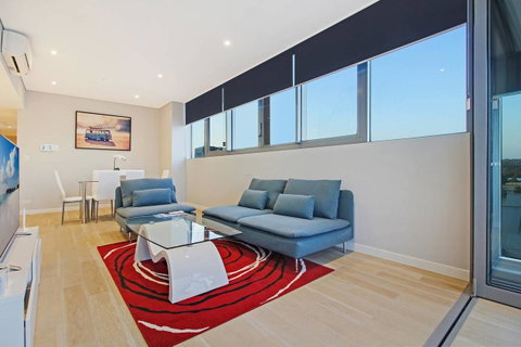 Brand New 3 Bedrooms Apt With Waterfront View - Dalby Accommodation 13