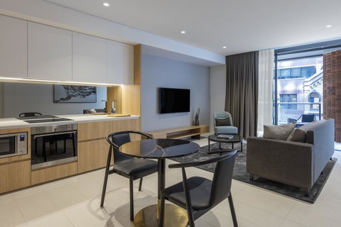 SKYE Suites Sydney - Dalby Accommodation 17