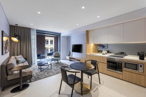 SKYE Suites Sydney - Dalby Accommodation 21