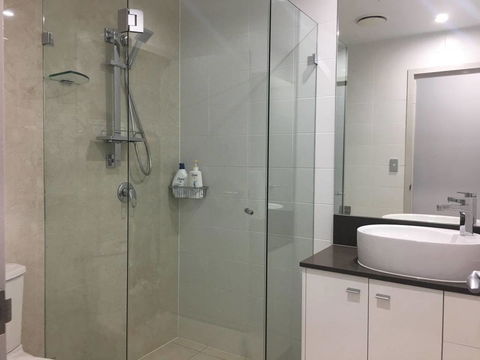 Specious Apartment With 2 Large Bedrooms - Dalby Accommodation 17