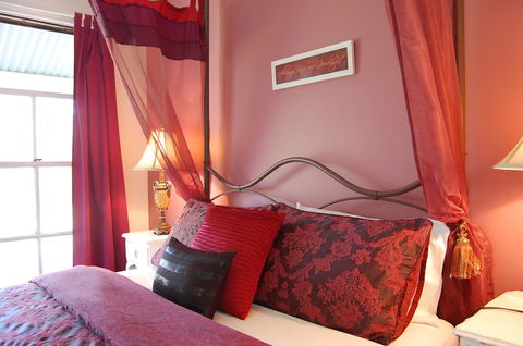 Cadair Cottages - Dalby Accommodation 5