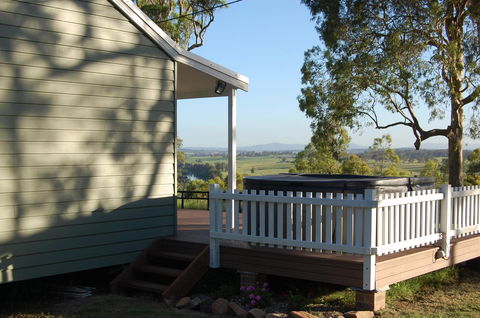 Cadair Cottages - Dalby Accommodation 7