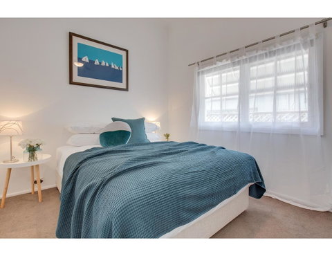 Spacious Cottage With Views, 10 Mins From The City - Dalby Accommodation 10