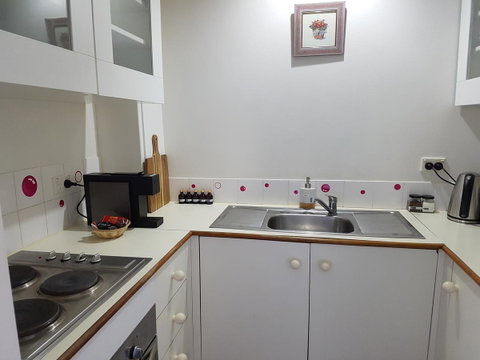Paxsafe Sydney Hyde Park Budget Apartments - Dalby Accommodation 19